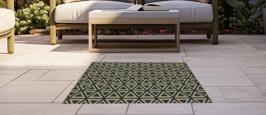All-Season Outdoor Rugs for a Cozy, Protected Space